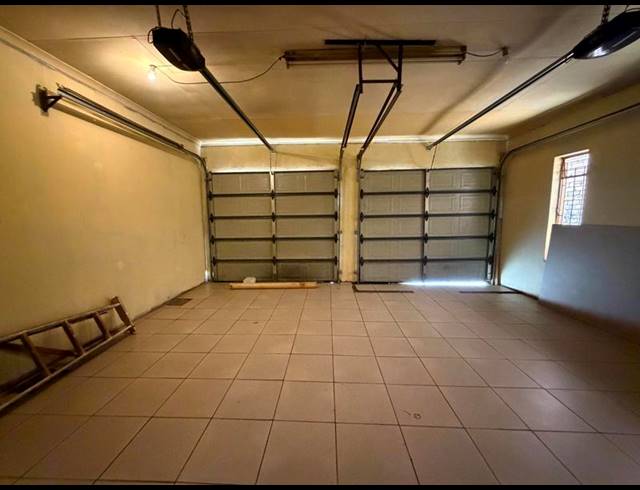 5 BEDROOM HOUSE FOR SALE IN MAMELODI EAST